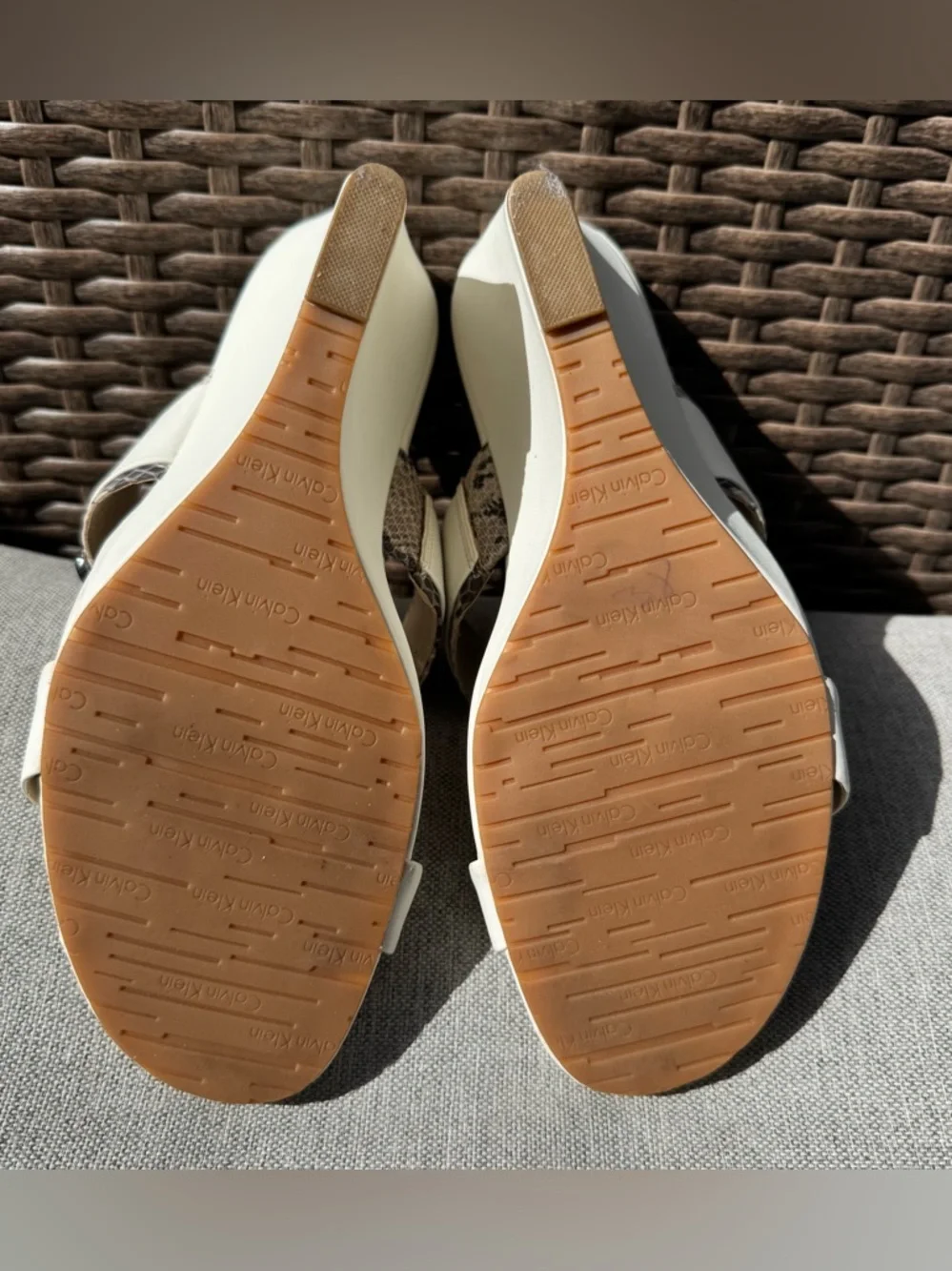 Calvin Klein Glam White Leather Wedge Sandals Silver Buckle Snake Slides Sz 10